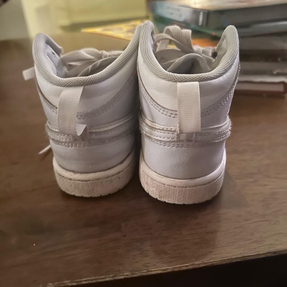 Nike Kids Light Gray and White High-Top Sneakers - Picture 5 of 7